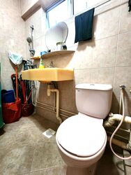 Blk 323 Jurong East Street 31 (Jurong East), HDB Executive #421721221